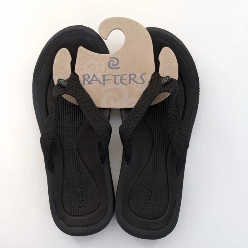 NWT Kid's Rafters Black Flip Flops Sz 2